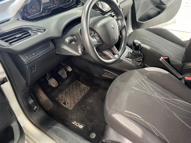 Nettoyage + rénovation optique Peugeot 208